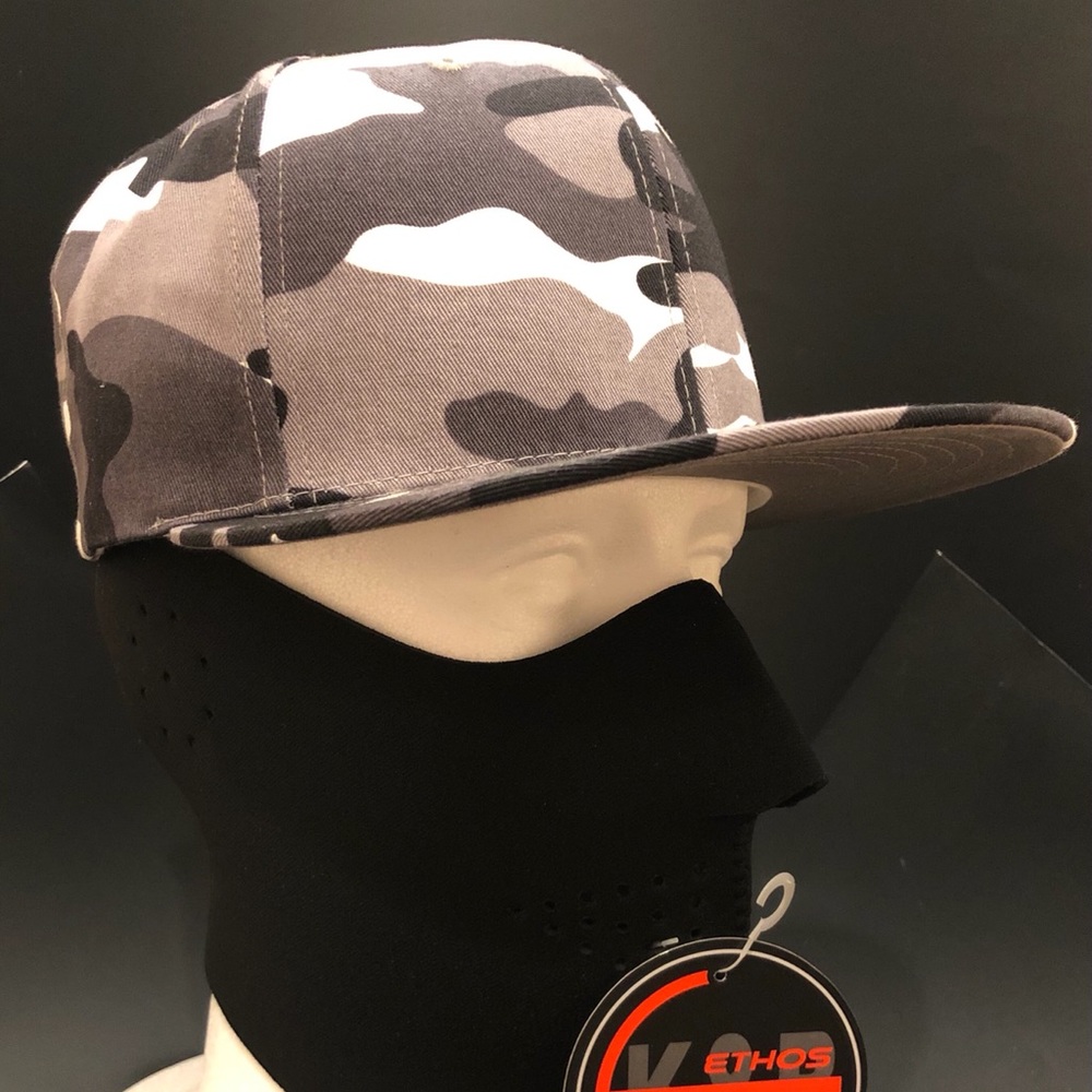 Army winter camo SnapBack and mask set